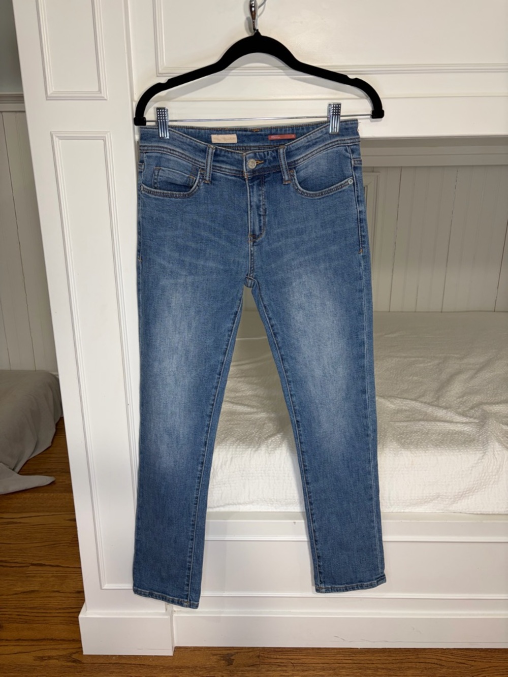 Pilcro Mid-Wash Cropped Slim Jeans